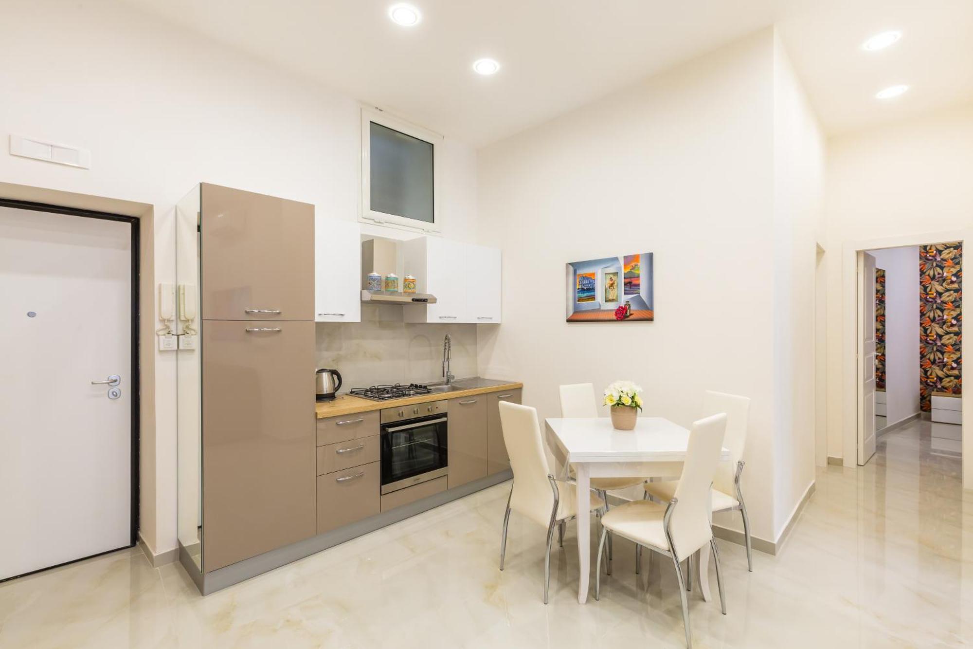 Toledo House Apartments Naples Exterior photo